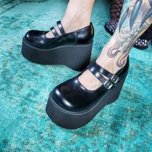 Demonia platform maryjanes